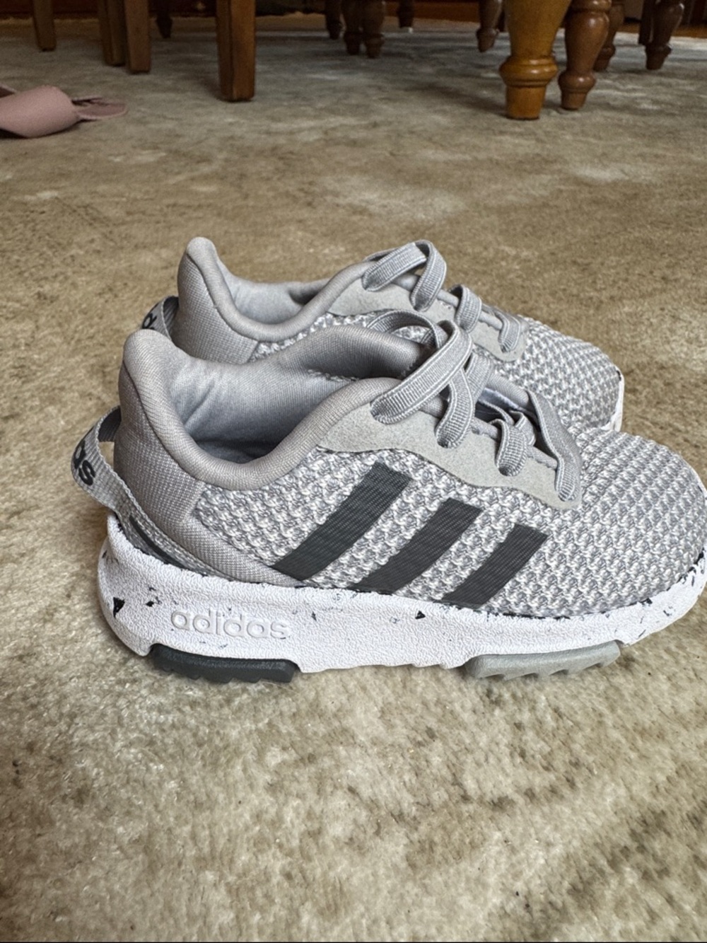 adidas Kids Light Gray Knit Sneakers with Dark Gray Stripes